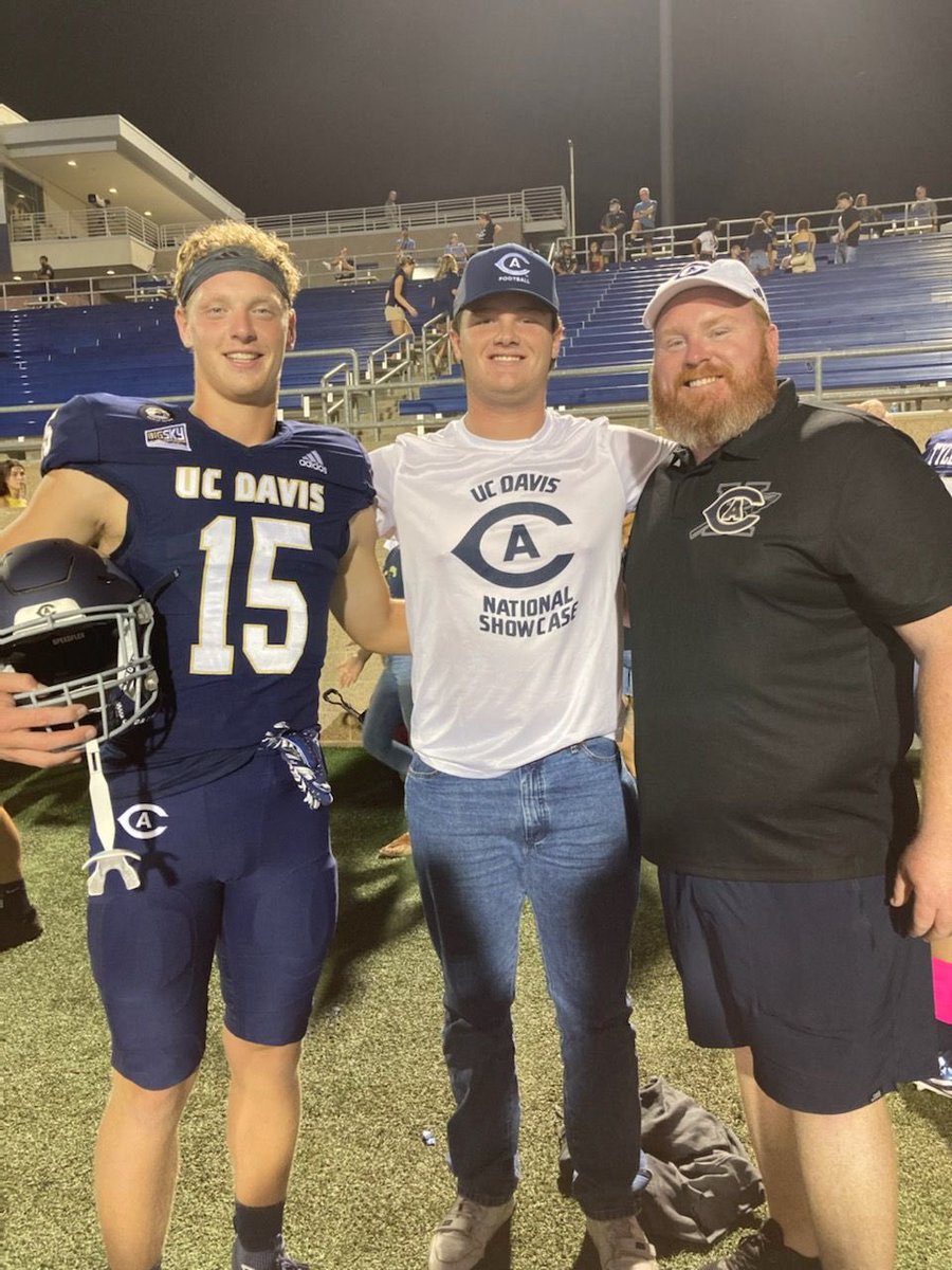 coach_elliott88's tweet photo. Great time visiting @bonesio_connor and @UCDfootball for yesterday’s game. Love seeing our students continue their passions and dreams at the next level #bravenation https://t.co/SltRzsO3Zl