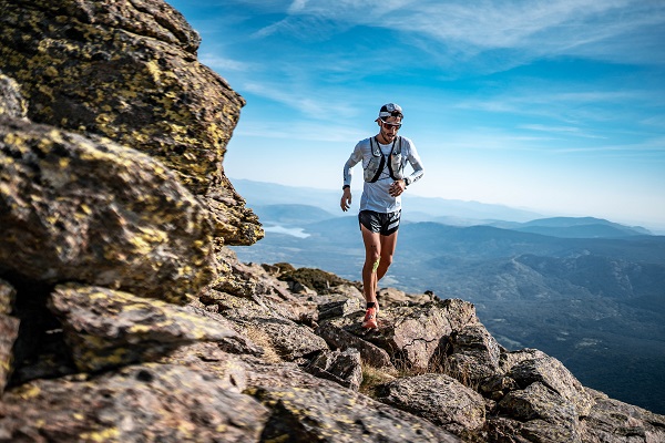 ¡Qué bueno que volviste Pablo! | @pablovillacxm regresa a la alta competición a lo grande y vence, con récord de la prueba, en el TP60 del @GTPenalara . En el cuadro femenino Sara Lorenzo repite su triunfo del 2022. territoriotrail.es/que-bueno-que-…