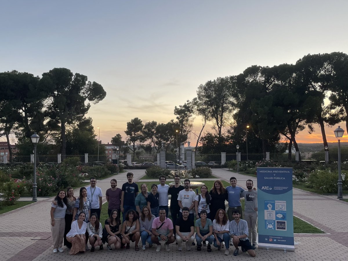 Ayer finalizó nuestro encuentro anual, muchas gracias a todas las personas que asistieron. Fueron dos días de reencuentro, de intercambio, de contenido científico, de talleres, de grandes ponentes, y de renovar junta! Os lo contamos en este hilo… 🧵👇🏼