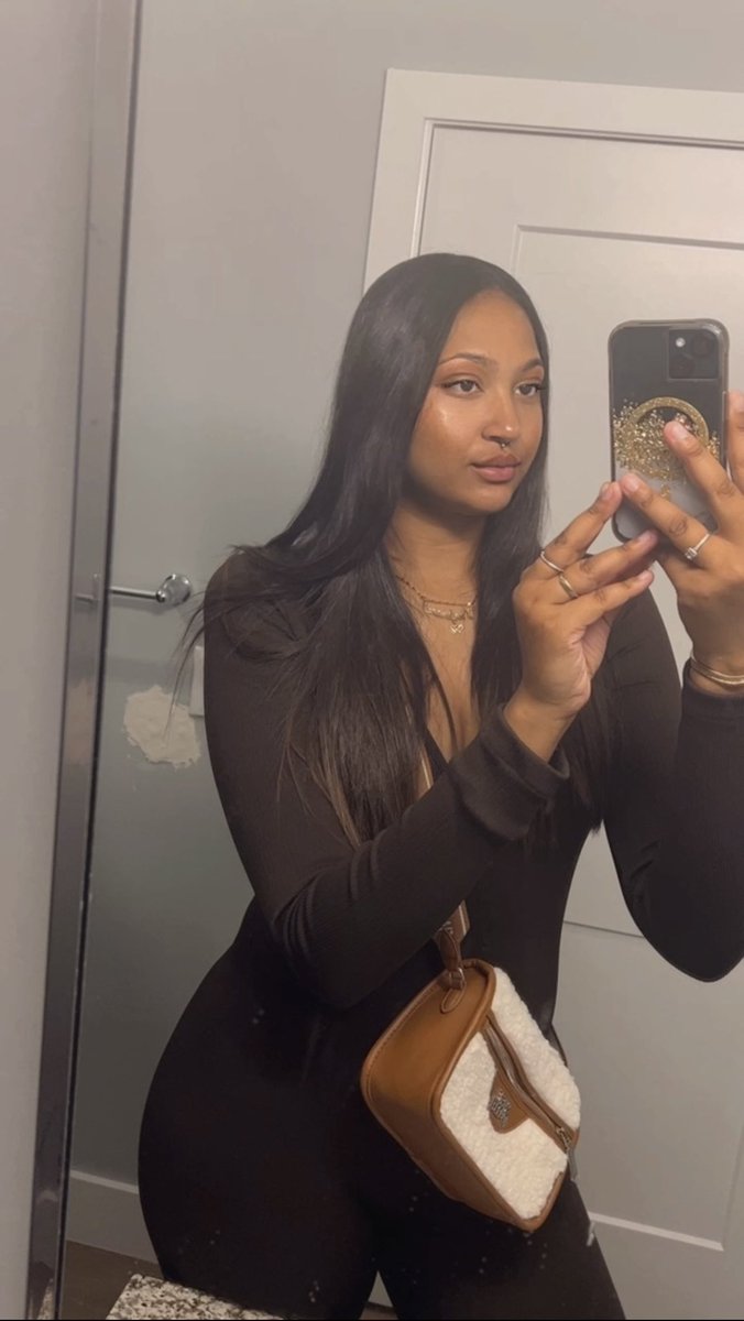 Kaybriana_'s tweet photo. 🤎20 https://t.co/ME3P0yvWne