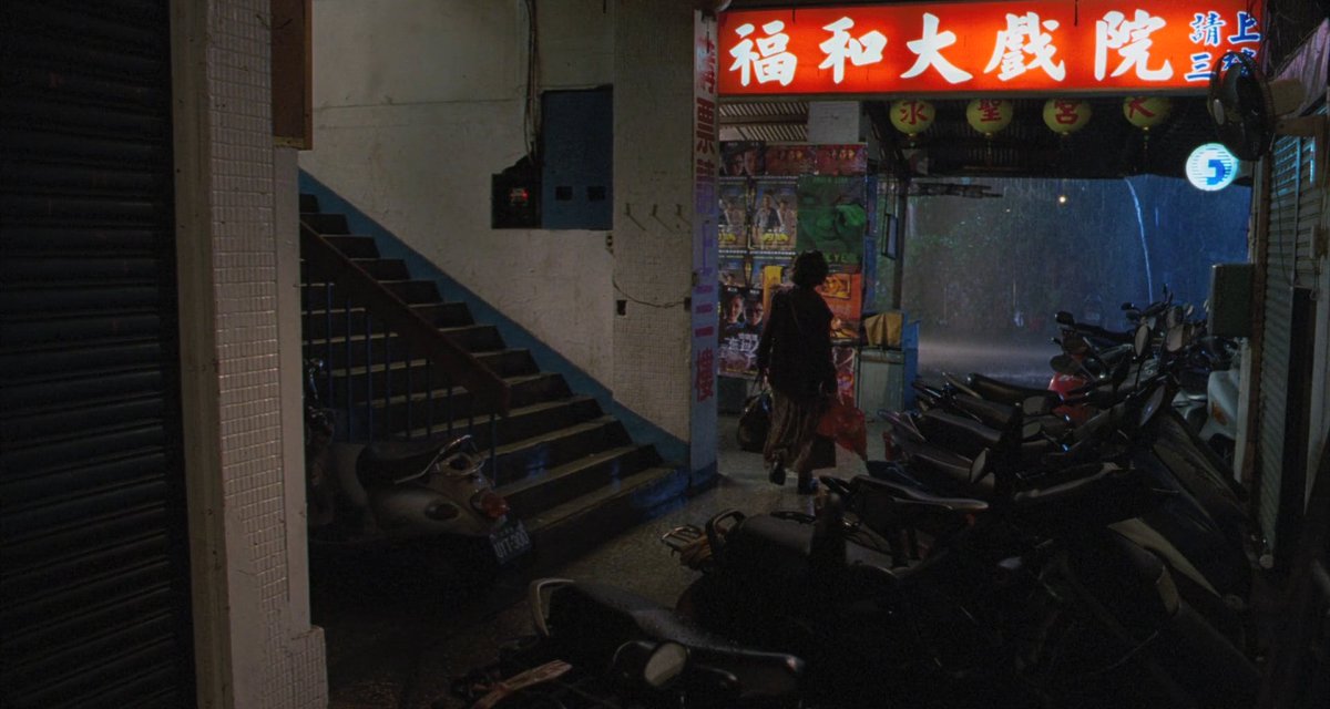 acacinema's tweet image. Lonely people, empty spaces.