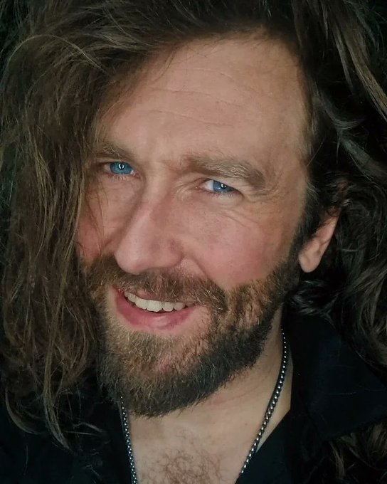 The eyes chico,&nbsp;they never lie! https://t.co/qp8Zt7bbs2