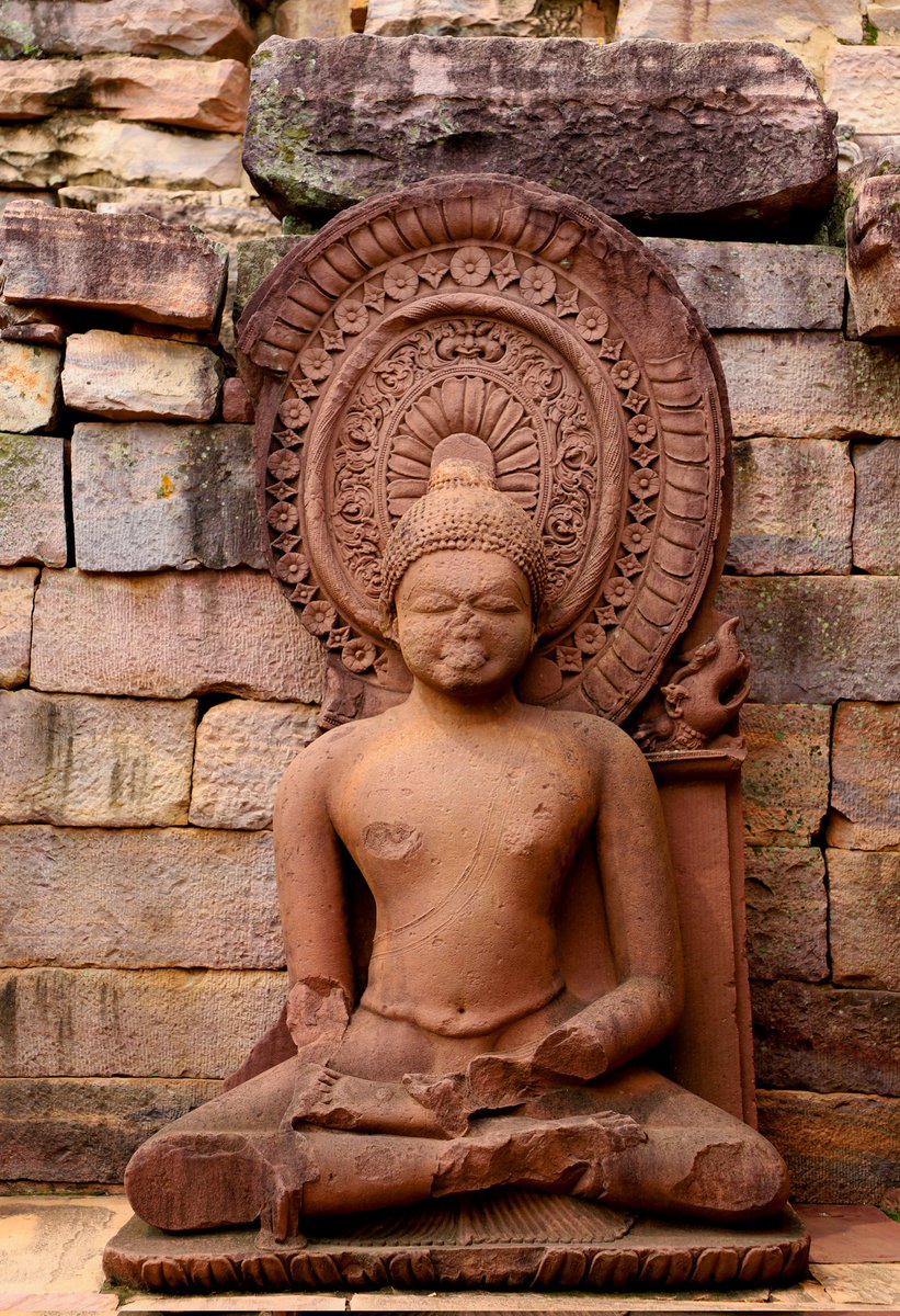 The greatest feeling is reading about the history of a place you visited in your textbook
#sanchistupa #Buddhiststupa #MadhyaPradesh #Buddhism #artofindia #WorldHeritage #UNESCO #heritage #mptourism  #Bhopal