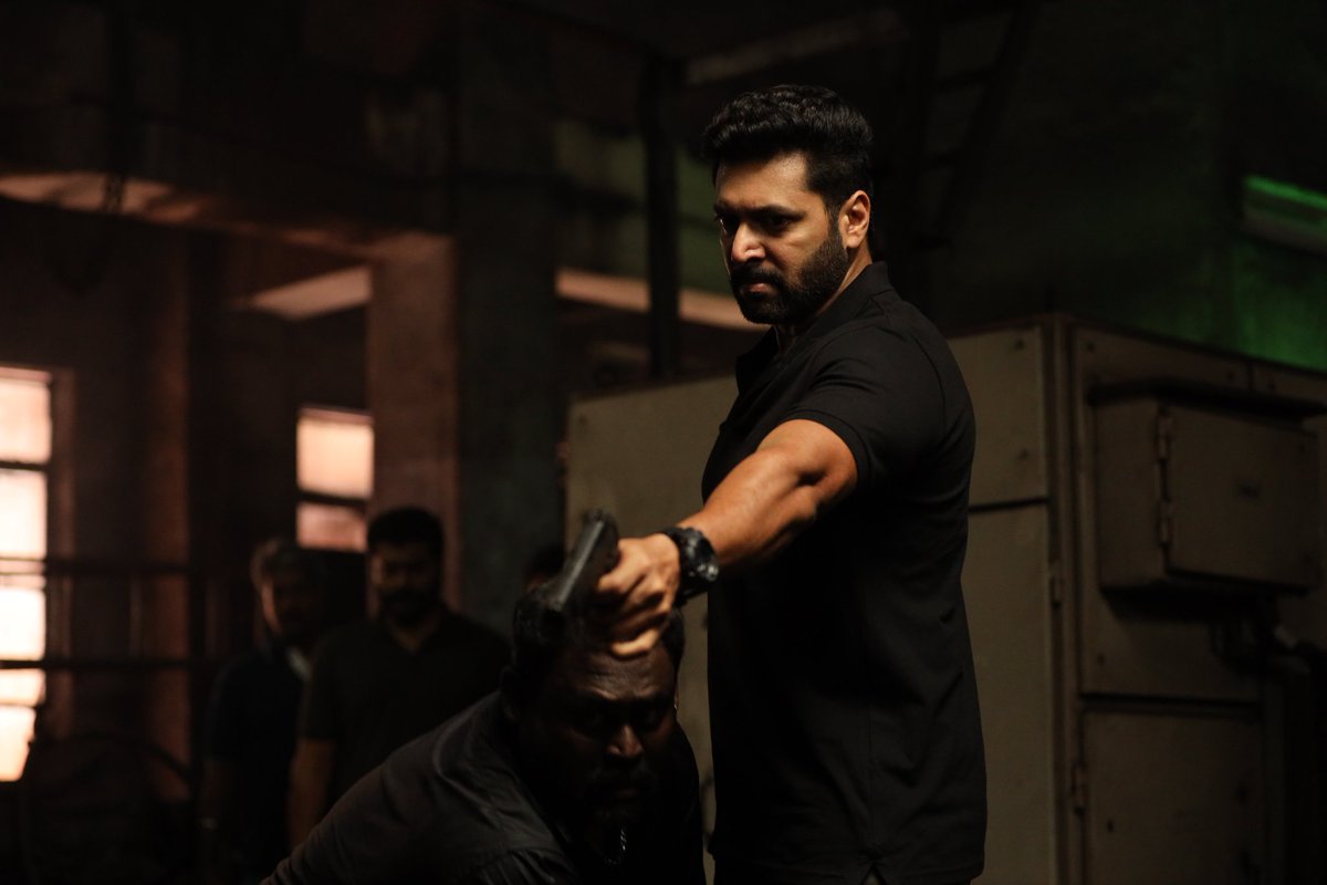 JayamraviUHD_of's tweet photo. #Iraivan  UHD Still 
Size : 6.3MB ( 5256×3416)
#Siren | #JR30 | #JR33| #ThaniOruvan2 | #Genie | #JanaganaMana | #Jayamravi | #JRFans | #BrotherFirstLook 
#BrotherMovie
 @actor_jayamravi | @shiyamjack https://t.co/0gYV1njFHc