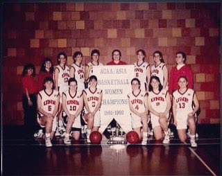 RedsWBB's tweet image. For all the Reds 🔴⚫️

Thankful for those who came before us! 

#RedBloomers #VarsityReds #Reds
