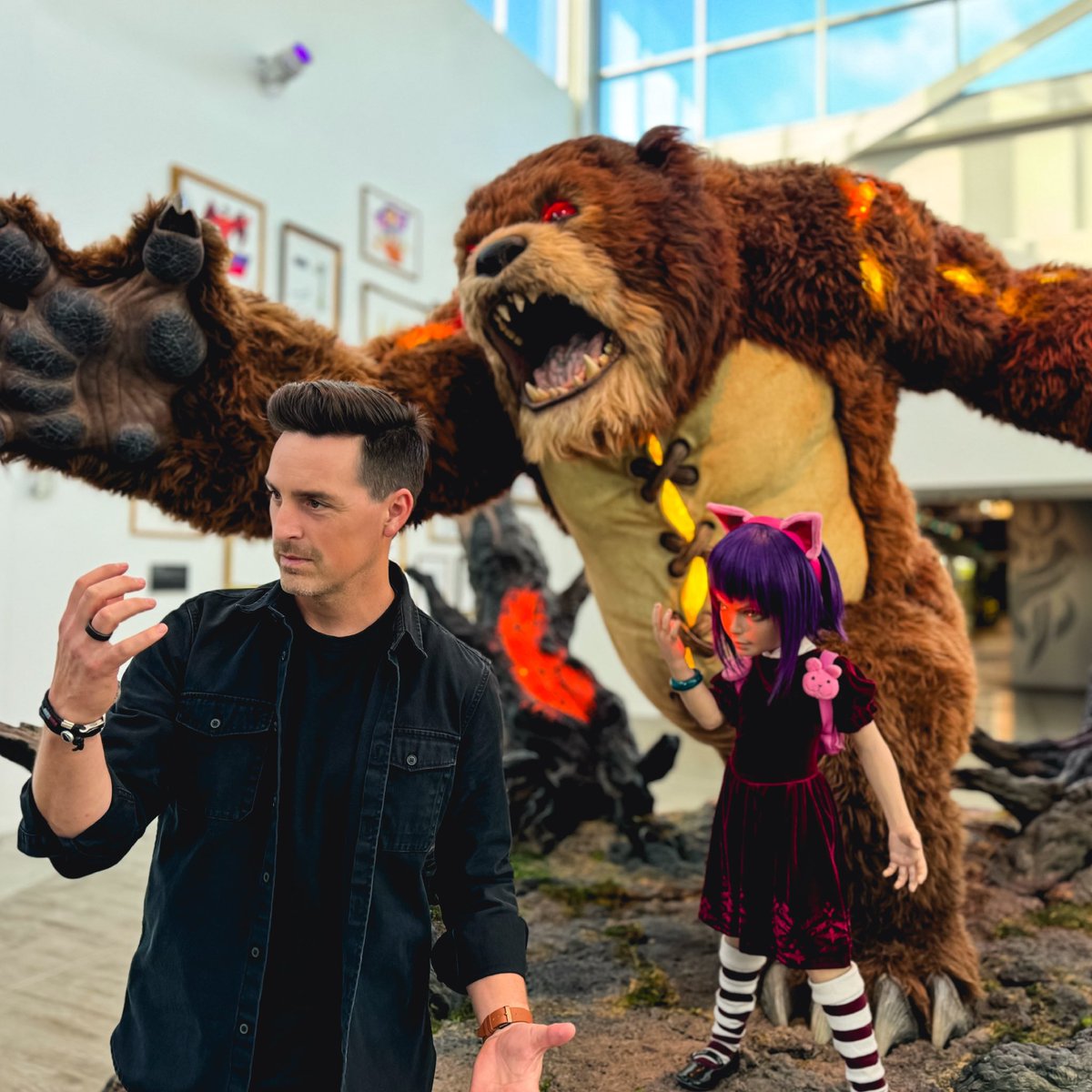 The eve of my fourth (holy hell) #lolworlds seems like an appropriate place to finally post the obligatory Annie and Tibbers moment. It’s been an honor so far, thanks for having me <a href="/riotgames/">Riot Games</a> and good luck everyone.