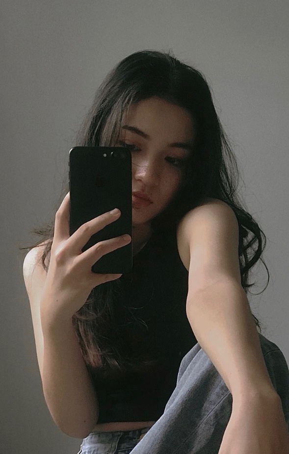 Coem45's tweet photo. If you want NSFW content Dm or add me on snap: itsskyyyyyyyyyy #NSFW #dickrate #bbw #buyingnudes #nudes https://t.co/wtljZVi9CF