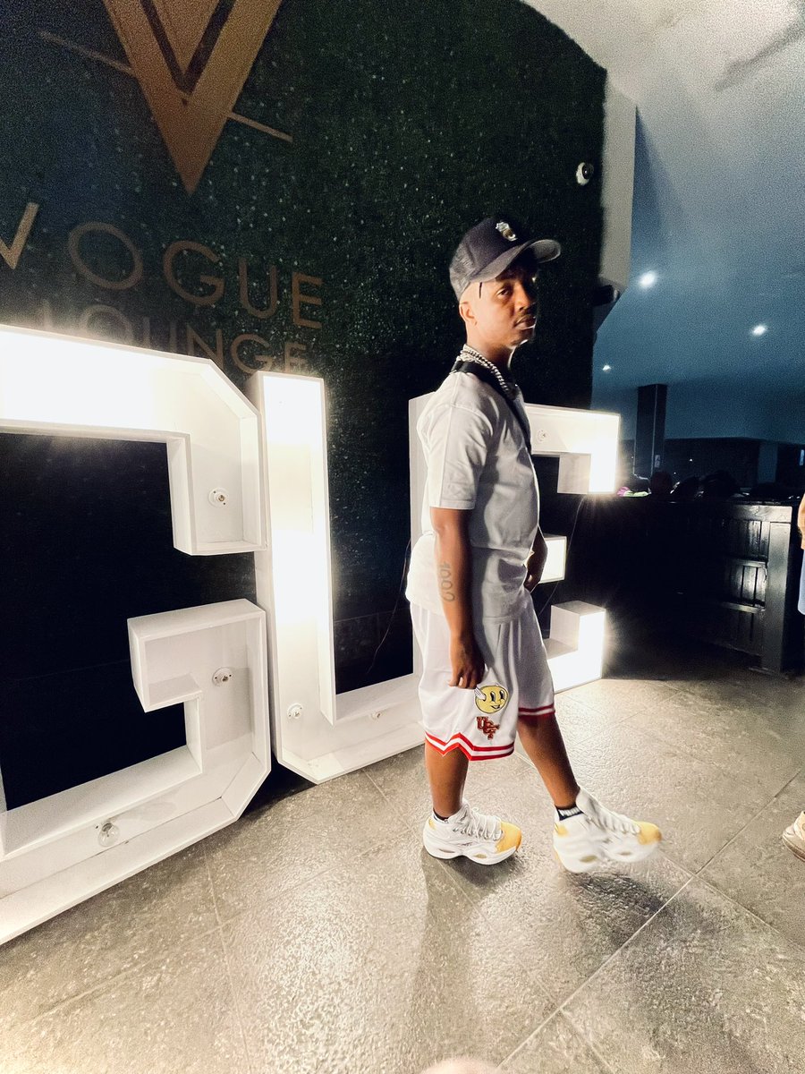 SecretIsOut remix tweet media