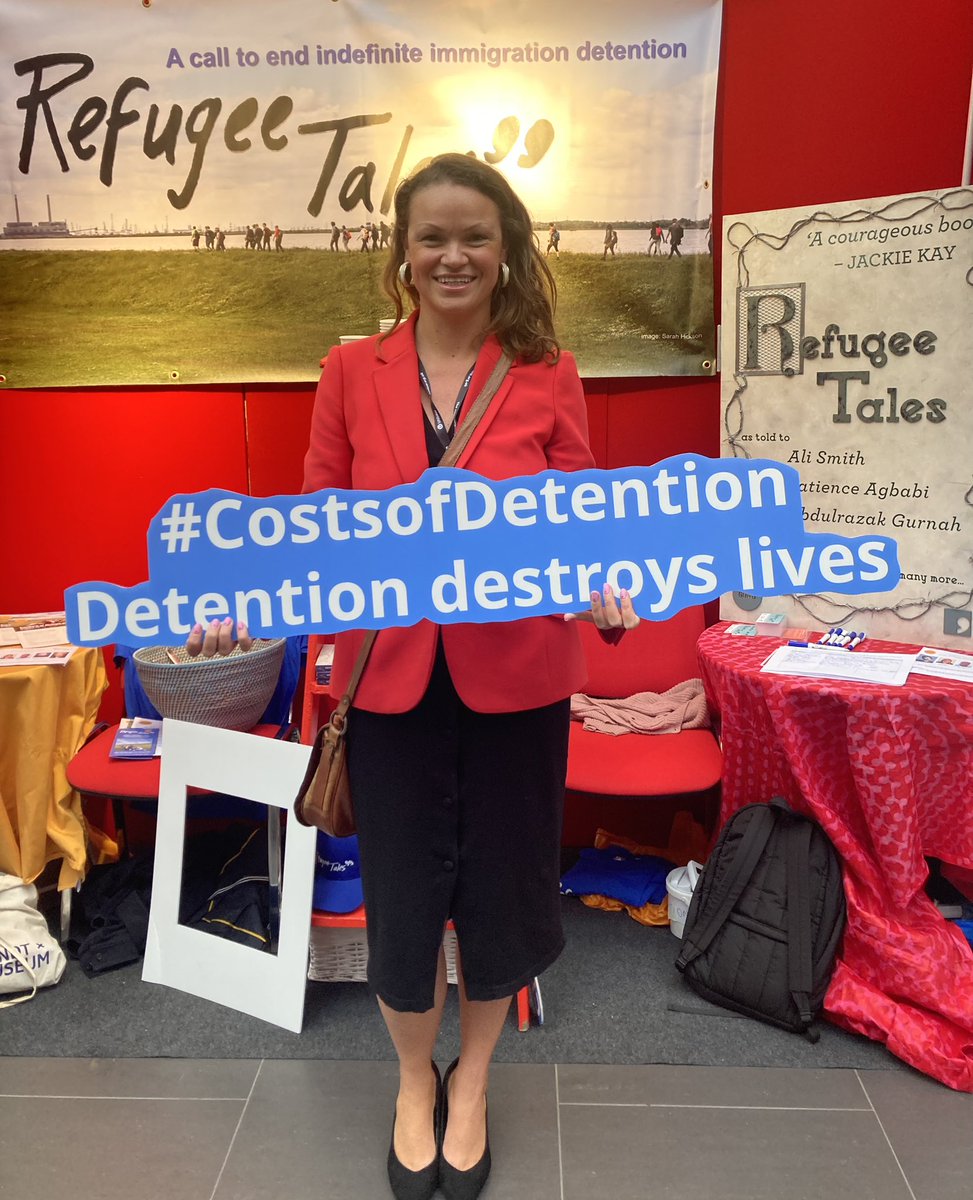 RefugeeTales's tweet photo. Good to catch up with @BellaSankey at #Lab23 and discuss our shared hopes for a time-limit for detention #solidarity https://t.co/SZxqGEjlkZ
