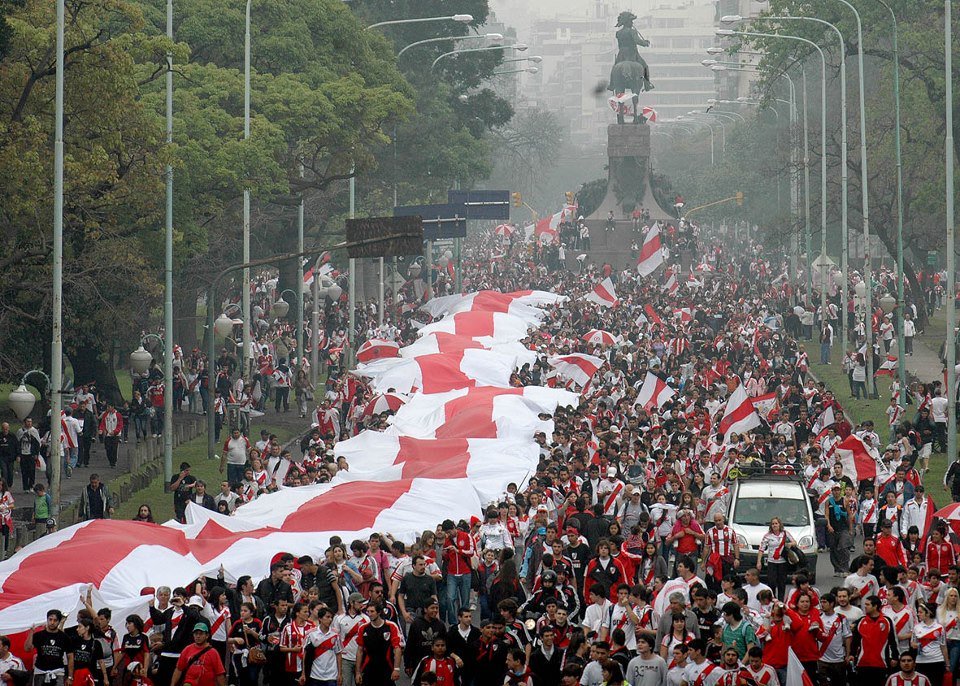 Ramonista_'s tweet photo. No alcanzan las tribunas
No alcanzan las entradas
Les demostramos lo que es River en las malas https://t.co/3ieGcr7lxd