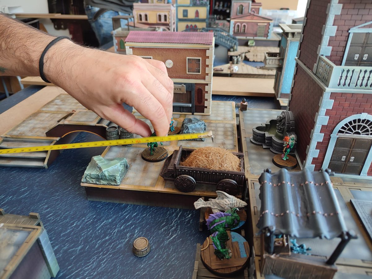 Habemus_Ludum's tweet photo. 3/4
Tercera jornada del torneo narrativo de Carnevale.
Más fotos de las partidas.
@TTCombat #Carnevale #wargaming #tournament #torneo #venecia #Venice #venize #rashaar #patricians #strigoi #gifted #cityguard https://t.co/L8whlIDKle