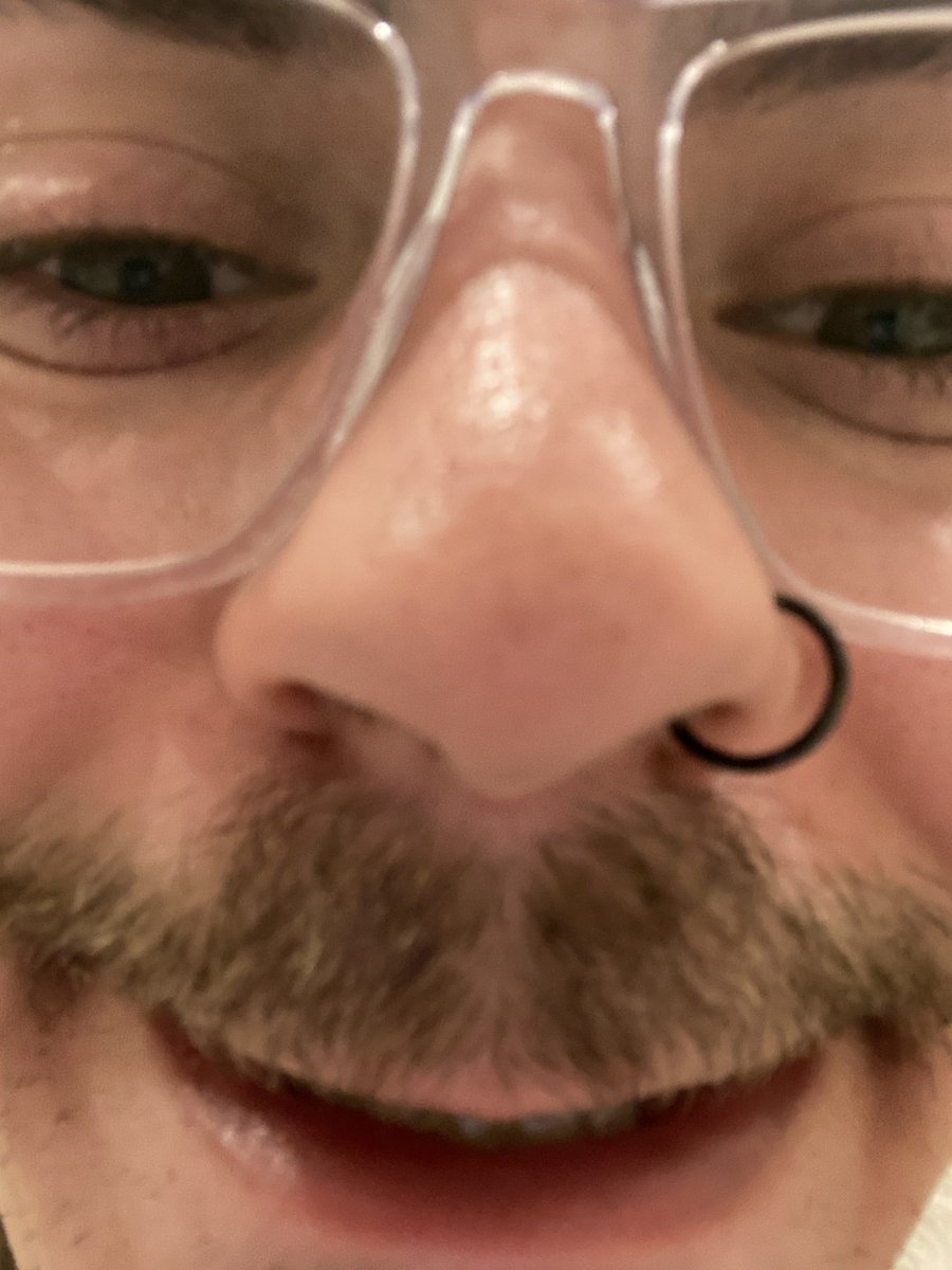 Llama 🔜 Your Mums House tweet media