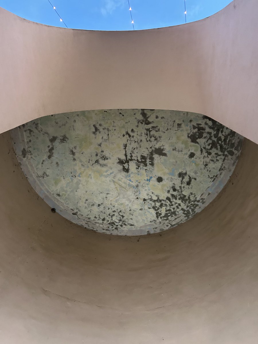 TSPArchive's tweet image. If you pay close attention, you can sometimes spot wonderful little traces of how much work is being poured into saving Fair Park History.

Original exposition mural restoration-in-progress. Foods building (near the butter sculpture) ⁦#StateFairofTexas ⁦@HallOfStateTx⁩