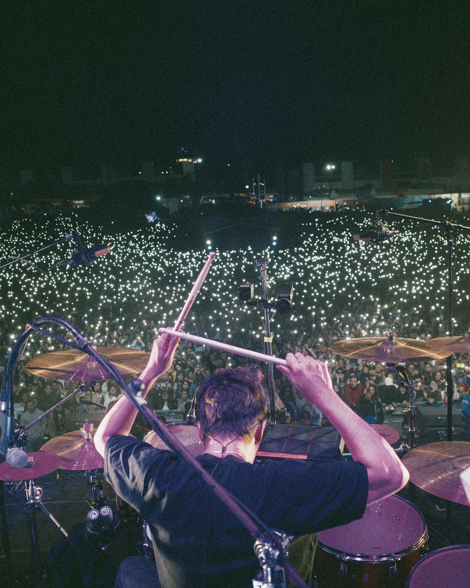 lasgafasdevilla's tweet image. Escuchen MORAT, buena música, letras sanas, sin malas palabras, no denigran a las mujeres, no las hacen ver cómo un símbolo sexual, no crean polémicas, y te ayudan a superar personas, lo mejor en musica sin lugar a dudas 💗.