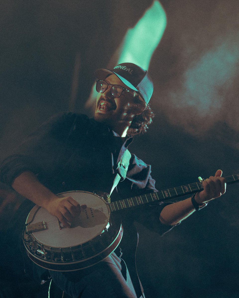 lasgafasdevilla's tweet image. Escuchen MORAT, buena música, letras sanas, sin malas palabras, no denigran a las mujeres, no las hacen ver cómo un símbolo sexual, no crean polémicas, y te ayudan a superar personas, lo mejor en musica sin lugar a dudas 💗.