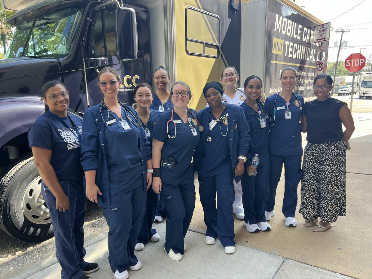AndrePerezSLCC's tweet image. A wonderful day serving folks during the South Louisiana Community Health Festival in downtown Lafayette, where @southlacc nursing students provided health screens and the @slccadulted Adult Ed and TRiO EOC teams guided future students!