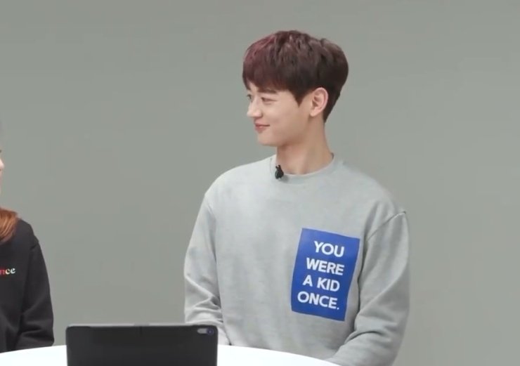 he's 3 apples tall
#MINHO #민호 #SHINee #샤이니