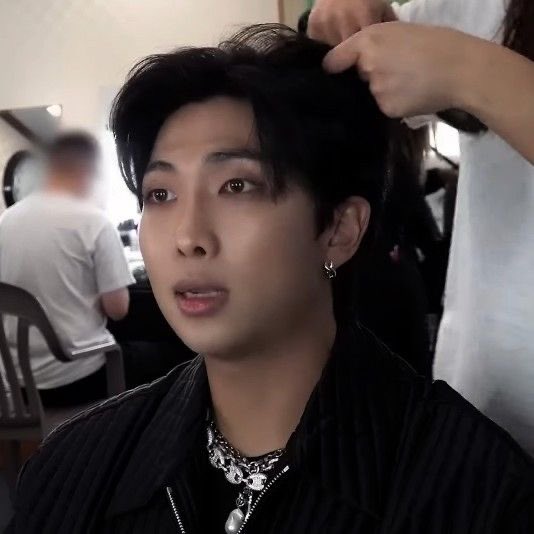 lowsofjoon's tweet image. 