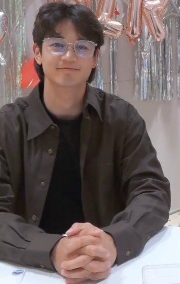 wishing everyone a very good week ahead :>
#MINHO #민호 #SHINee #샤이니