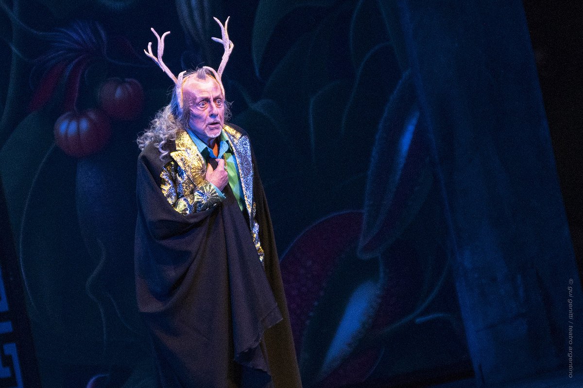 TeatroArgentino's tweet photo. 📸 ¡#FALSTAFF en el Argentino!✨
Ayer sábado disfrutamos el estreno en La Plata de la #ópera de Giuseppe Verdi 👏.
Los esperamos hoy a las 17 con una nueva función 🙌.
👉Más detalles sobre esta producción: https://t.co/pxA24O55TK
#CoroEstable #OrquestaEstable #TeatroArgentino https://t.co/A3lJHscYCw