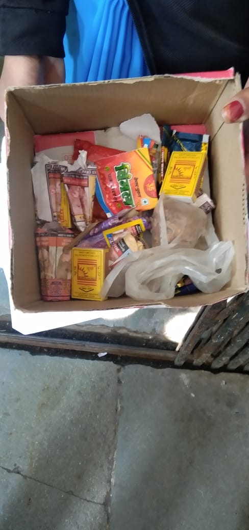 HospitalRatlam's tweet photo. @NTCP  Ratlam . M
P. 
@Swachchhtahisewa. Ratlam.M.P.
जिला चिकित्‍सालय में सिगरेट , बीडी , गुटखा प्रतिबंधित – सिविल सर्जन डॉ. सागर 
  दिनांक 1 अक्टूबर ‘स्‍वच्‍छता ही सेवा अभियान’’  से जिला चिकित्सालय रतलाम में तंबाकू, बीड़ी, गुटखा पूर्णत प्रतिबंधित किया गया । https://t.co/a90RISMOMh