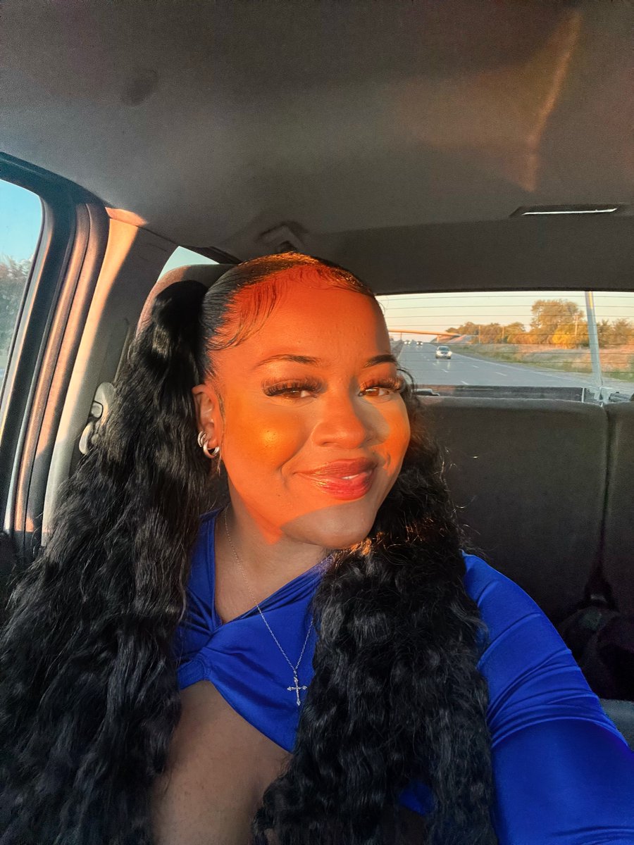 Robintoofine1's tweet photo. Sun had to kiss me cuz I’m so damn hot

#Melanin #BlackGirlMagic https://t.co/G6kyCwMuuN