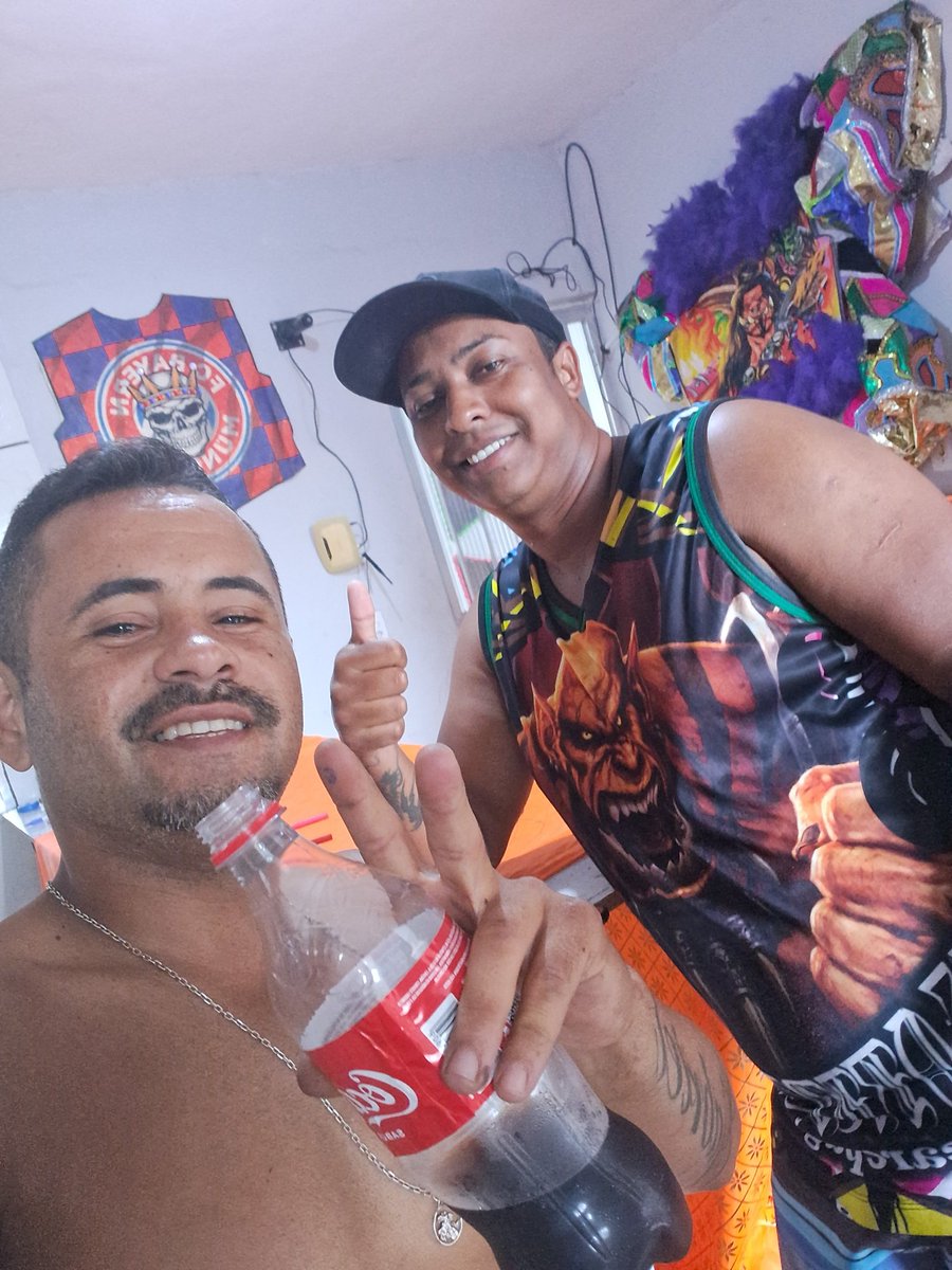 Equipe barracão on-line hj . 🙏
Domingollll...