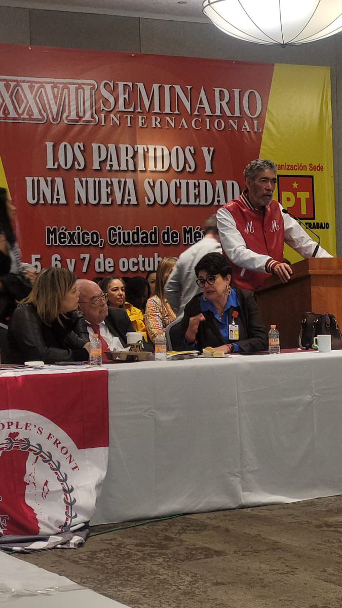 MIURD's tweet photo. Miguel Mejía tuvo a cargo la clausura del XXVII Seminario Internacional del PT.

https://t.co/1FGRTCunf1 https://t.co/NM6En8qx4L
