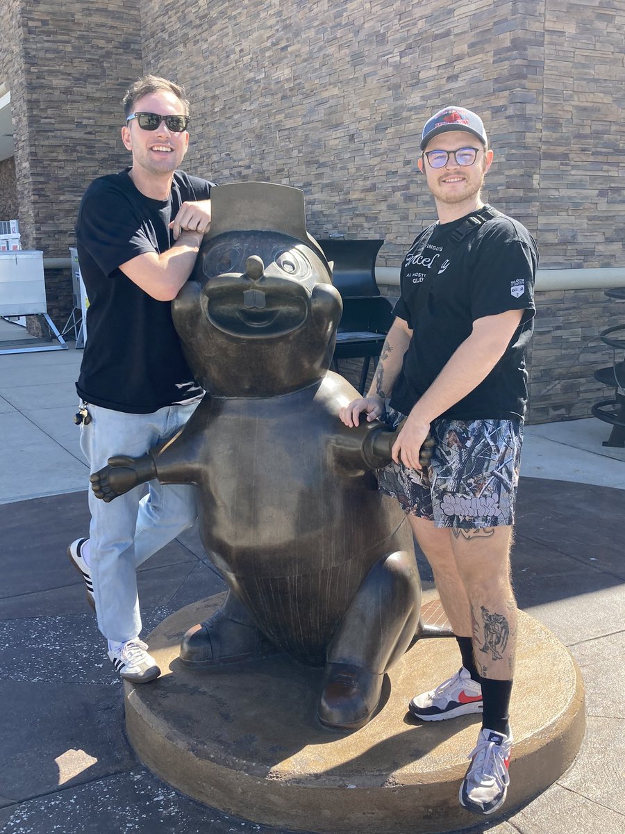 MartinSc0rsese's tweet photo. Their first and last time at buccees. Ryan thought the fudge was free, reach over the glass and started schmacking pounds of it in full view of staff :( Anson put his entire mouth around the buccee rootbeer fountain. 🤦♂️ #spyband #bayareahardcore @SPY_worldwide https://t.co/0KaHwY1CmE