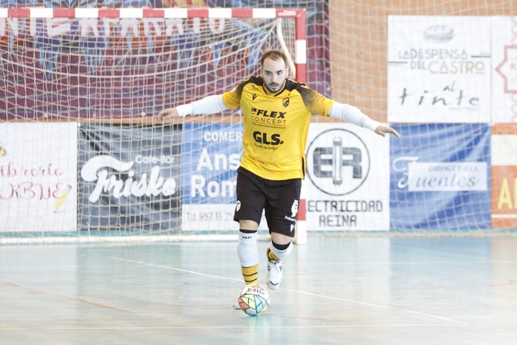 ✈️ 𝗣𝗮𝗿𝗮𝗻𝗱𝗼 𝘆 𝗽𝗮𝘀𝗮𝗻𝗱𝗼. 

✌️ Paradas clave, dos asistencias.

¿Se puede pedir más?