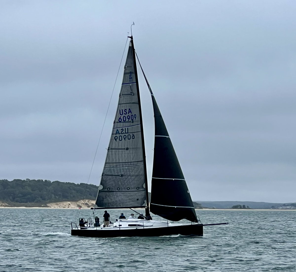 Team Lunatic Fringe was at it again this weekend in Whitebread 30, taking 2nd overall out of 68 boats. We raced down the bay, around Shelter Island and back again, with good breeze the whole way. 
#whitebread30 #yachtracing #yachting #sailing