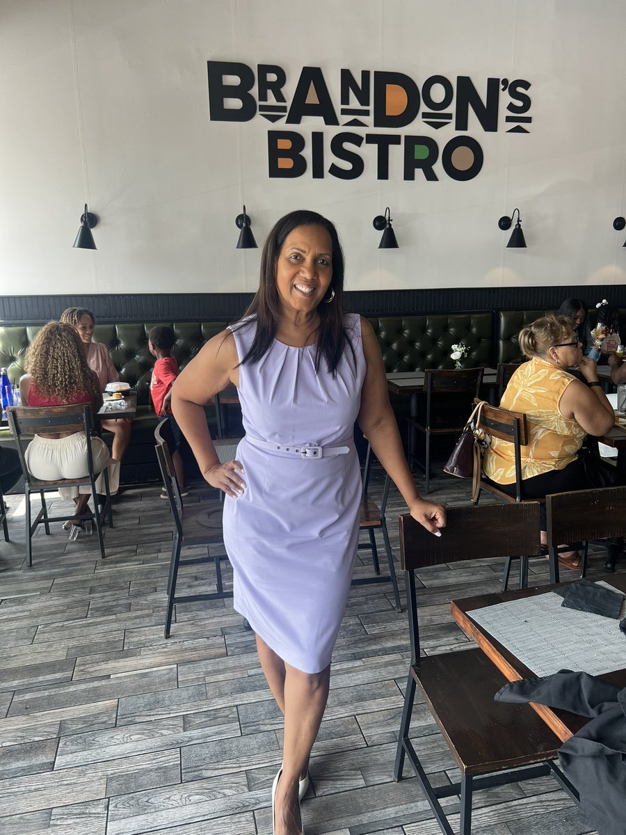 Yvette Colbourne tweet media