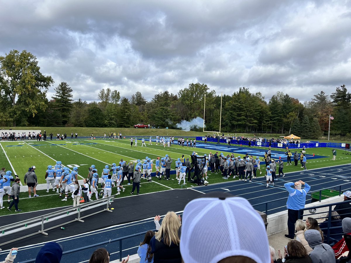 Michael Bush (@michaelbush05) on Twitter photo Great day out at Northwood yesterday! Thank you to all the coaches who had me out.
<a href="/cwilliams2209/">Chad Williams</a> <a href="/CoachMtz125510/">Coach I-Mart</a> <a href="/CoachBeurer/">Dustin Beurer</a> <a href="/CoachJ_Sweeney/">Coach Justin Sweeney</a> <a href="/CoachDrewBurton/">Drew Burton</a> <a href="/_coachmcgaughy/">Coach McGaughy</a> <a href="/TheD_Zone/">The D Zone</a> Great day out at Northwood yesterday! Thank you to all the coaches who had me out.
<a href="/cwilliams2209/">Chad Williams</a> <a href="/CoachMtz125510/">Coach I-Mart</a> <a href="/CoachBeurer/">Dustin Beurer</a> <a href="/CoachJ_Sweeney/">Coach Justin Sweeney</a> <a href="/CoachDrewBurton/">Drew Burton</a> <a href="/_coachmcgaughy/">Coach McGaughy</a> <a href="/TheD_Zone/">The D Zone</a>