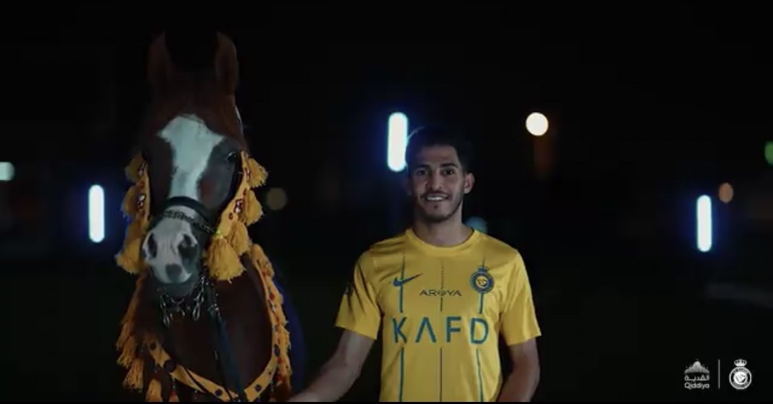 حملة #نصراوي فوق الألف

مانبي نصراوي اقل من الف اي نصراوي 

يعمل ريتويت للتغريده ضيفوه💙💛