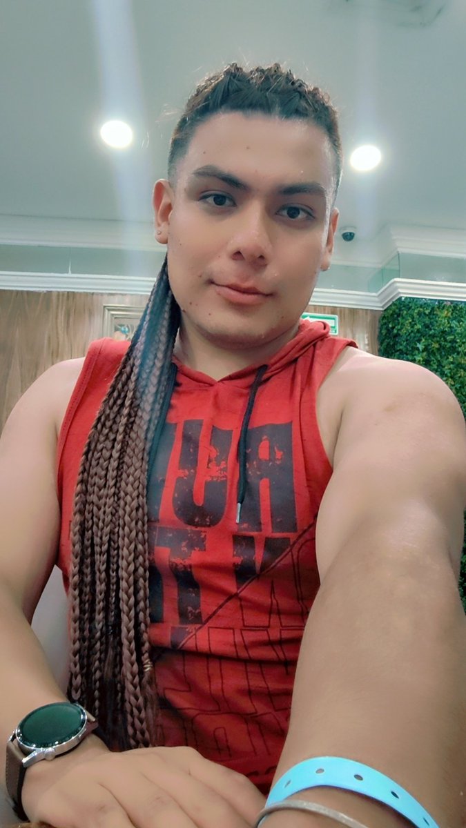Bray_Parabatai's tweet photo. Fin de semana para descansar 😊 #Hotel #Amarea #vacaciones #gay #boygay #HUAWEIP60Pro https://t.co/TrHhe8CEMY