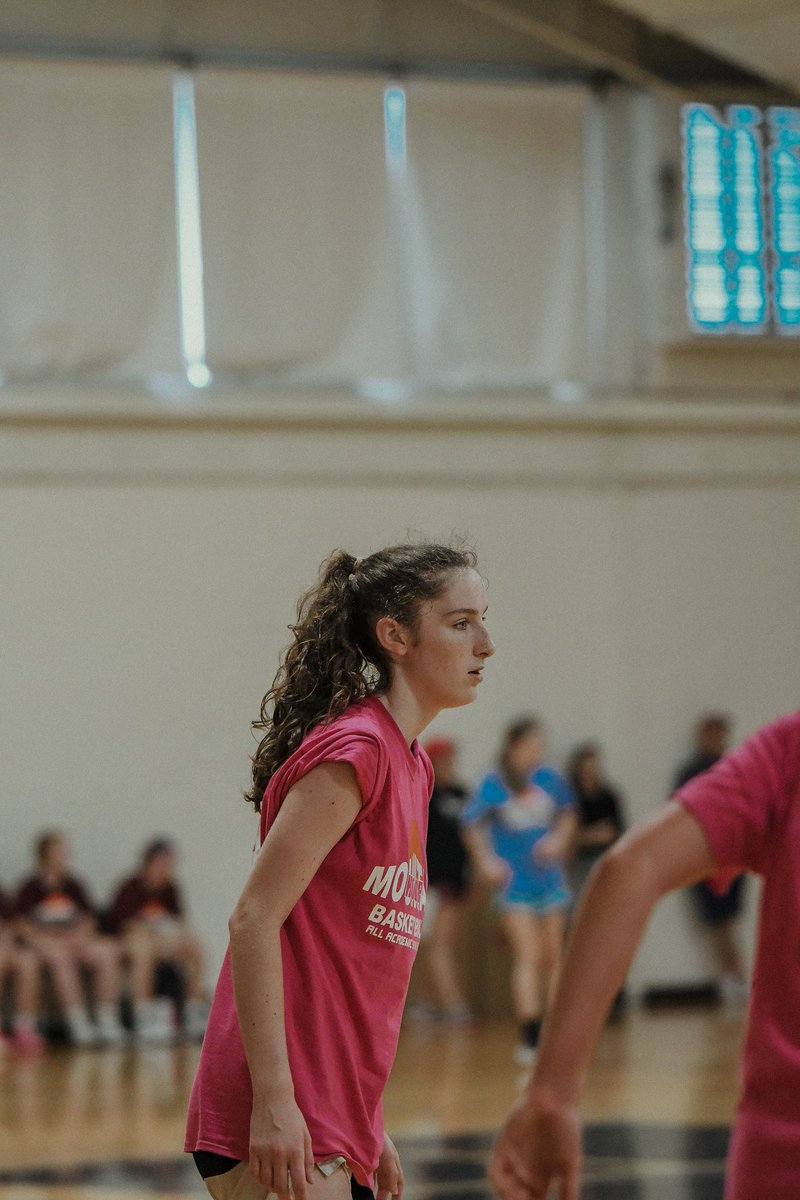 Bash Hudson (@bashhoopsne) on Twitter photo 🌙 Sunday ☕️ Report🌙
(Free ✍🏾)
Who said ☕️ had to be in the morning?
Diner is open late tonight and had to squeeze in my <a href="/GrotonGBBall/">Groton School Girls Varsity Basketball</a> thoughts from earlier 🏀
Also <a href="/PSAGirlsHoops/">PSA Girls Hoops</a> with some new names on my radar 📡 (Cue the <a href="/ZooeyDeschanel/">zooey deschanel</a> Gif)
Quick 📝 ⤵️
🔗 🌙 Sunday ☕️ Report🌙
(Free ✍🏾)
Who said ☕️ had to be in the morning?
Diner is open late tonight and had to squeeze in my <a href="/GrotonGBBall/">Groton School Girls Varsity Basketball</a> thoughts from earlier 🏀
Also <a href="/PSAGirlsHoops/">PSA Girls Hoops</a> with some new names on my radar 📡 (Cue the <a href="/ZooeyDeschanel/">zooey deschanel</a> Gif)
Quick 📝 ⤵️
🔗