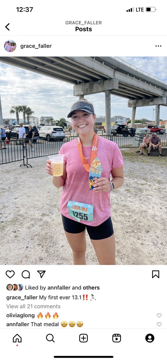 2YNOT26's tweet photo. We are so proud to have amazing daughters.  Grace completed the half marathon in Holden Beach on Saturday (won her age group) and Faith kicked ass on Sunday in the Chicago marathon 3:03:30. @holdenbeach @chicagomarathon @Pelicanbaseball @CHGO_Cubs @corey_cubs https://t.co/UWkBs18VZj