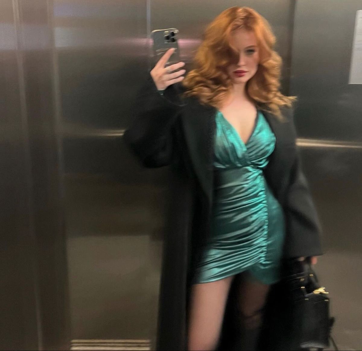 No caso, a Harley me obrigou a vestir essa roupa

#𝐆𝐎𝐓𝐇𝐀𝐌𝐏𝐑𝐎𝐌