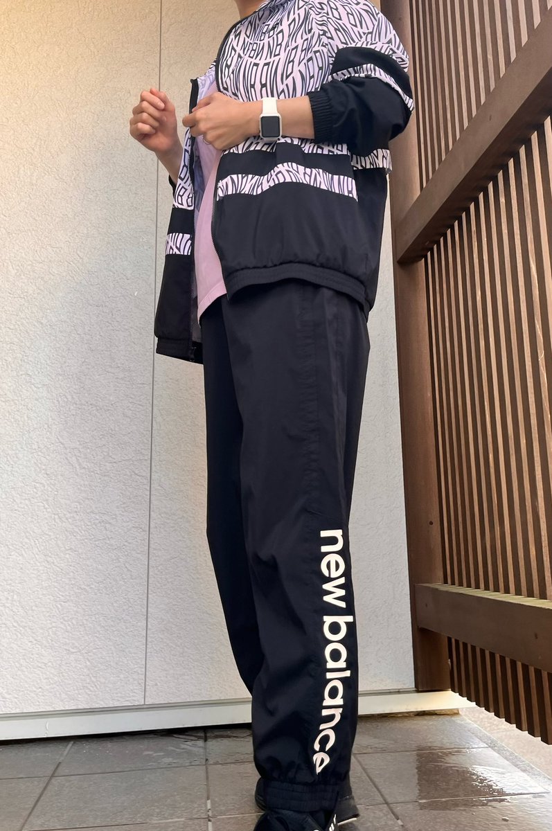 ocean_clear's tweet photo. スポーツもオシャレに😎
#zozo購入品
全てニューバランスコーデ✨
@newbalance @newbalancelifestyle
ジムに行くときは
ニューバラのコーデが多い💨
Apple Watch⌚️と
Air Padで音楽聞いてテンション上
#トレーニングコーデ #ニューバランスコーデ #プラベ投稿 #運動不足解消のため #newbalancecode https://t.co/VdFTgl3zpL