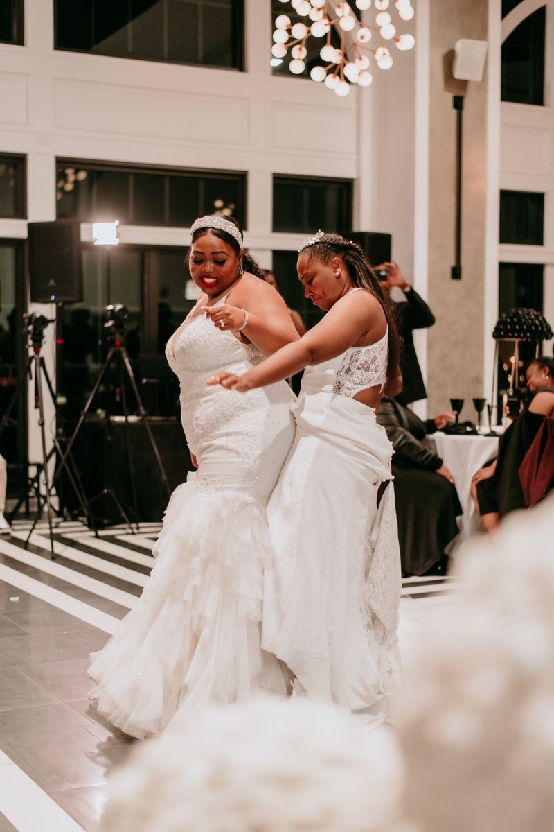 The Coleman Wedding that took place October 2022 at The Penthouse Hyde Park in Chicago, IL 😍💍👰🏽👨🏽‍⚖️ ❤️😍 Happy First Anniversary! #views #weddings #bride #bridal #brides #weddingplanner #lgbtqweddings #destinationweddings #plan #chicagoweddingplanner #instalove #florals #c