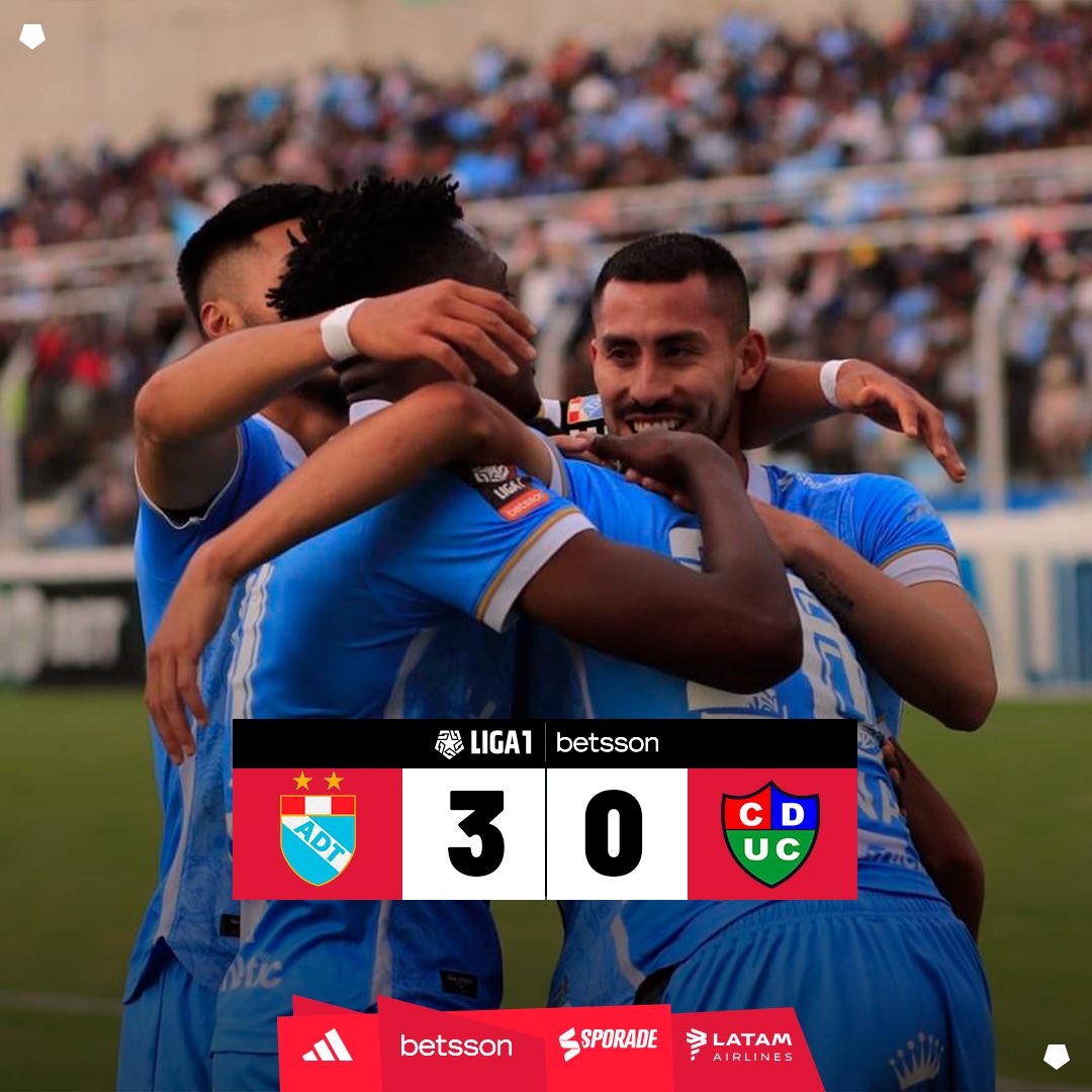 𝐏𝐞𝐥𝐞𝐚 𝐞𝐧𝐭𝐫𝐞 𝐥𝐨𝐬 𝐝𝐞 𝐚𝐫𝐫𝐢𝐛𝐚 🩵

📸 @adt_tarma 

#Liga1Betsson
#UnaLigaParaTodos