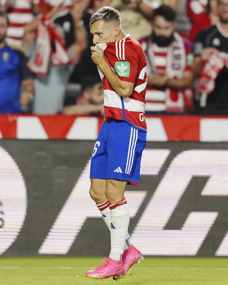 GranadaCF's tweet photo. “Bryan Selección” es real. 🥹🇪🇸💎 https://t.co/XhQQ6hJkjt