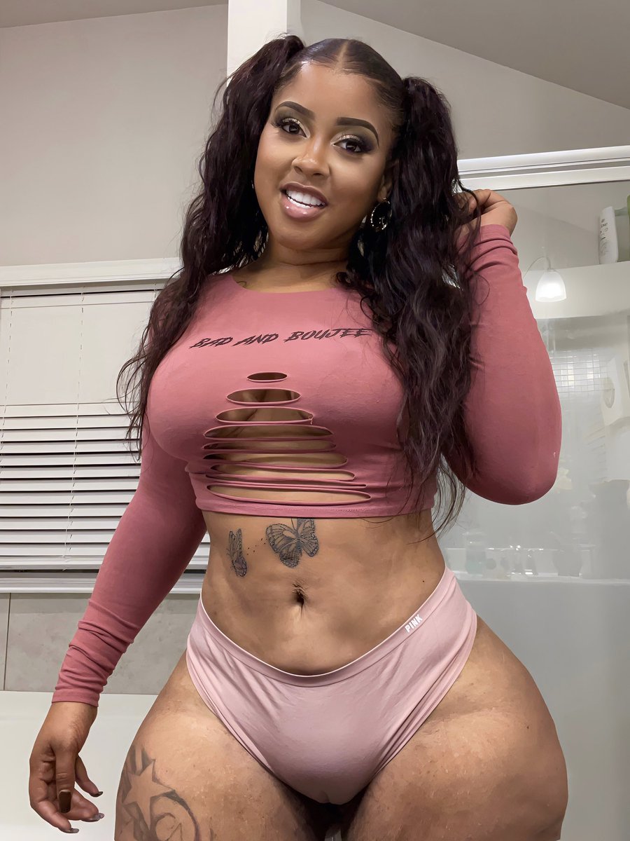 imGHETTOBARBIE's tweet photo. Hey y’all https://t.co/XGHuVmUmAK