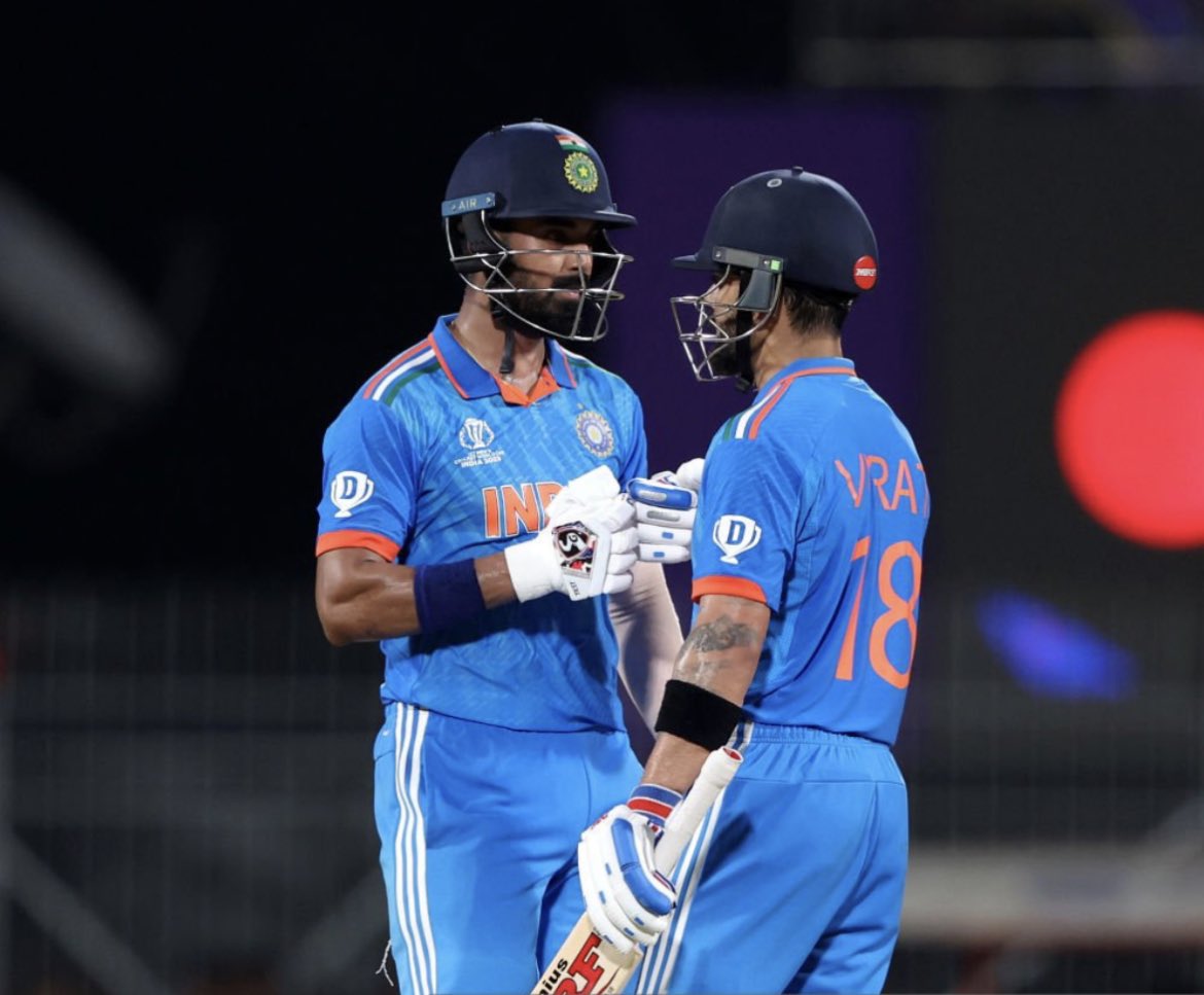 BluntIndianGal's tweet photo. @klrahul Treat to watch you two stepping up to win the match. Brilliant knock Champ❤️ https://t.co/w24iyE1udn