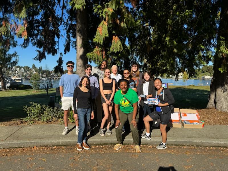 I love it when our young people get engaged with local politics.  These high school students volunteered their time to door knock with us. 

....and a child shall lead them... they will lead us... ❤️❤️❤️

#buildingcommunity 
#blockbyblock 
#connectingcommunities