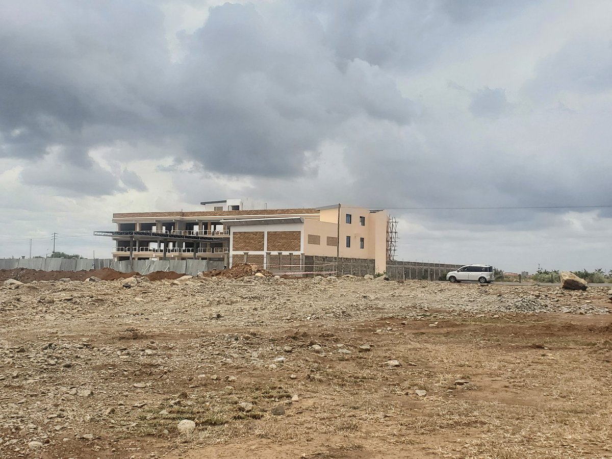 NEWPROJECTALERT!!!!

- In Juja, along Jujafarm Rd
- Approx 50M from tarmac 
- Sitting on murrum soils
- Ready title deeds
- Upcoming Petrol Station across the road 

📞 SMS or WHATSAPP us on 0713 805 805 or 0719 329 557.