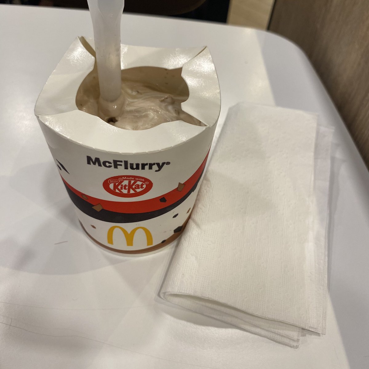 แม่ถูกหวยรางวัลที่หนึ่ง 2 ใบ จะไม่เข้าร้าน fast food 3 ปี ให้กันได้ไหม