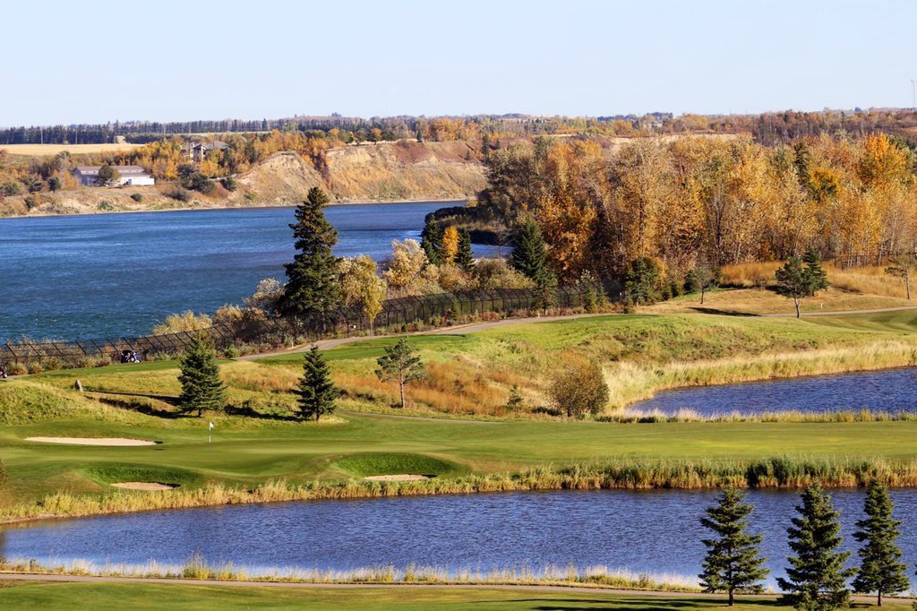 QuarryEdmonton's tweet image. Wishing everyone a Happy Thanksgiving 🦃🍂