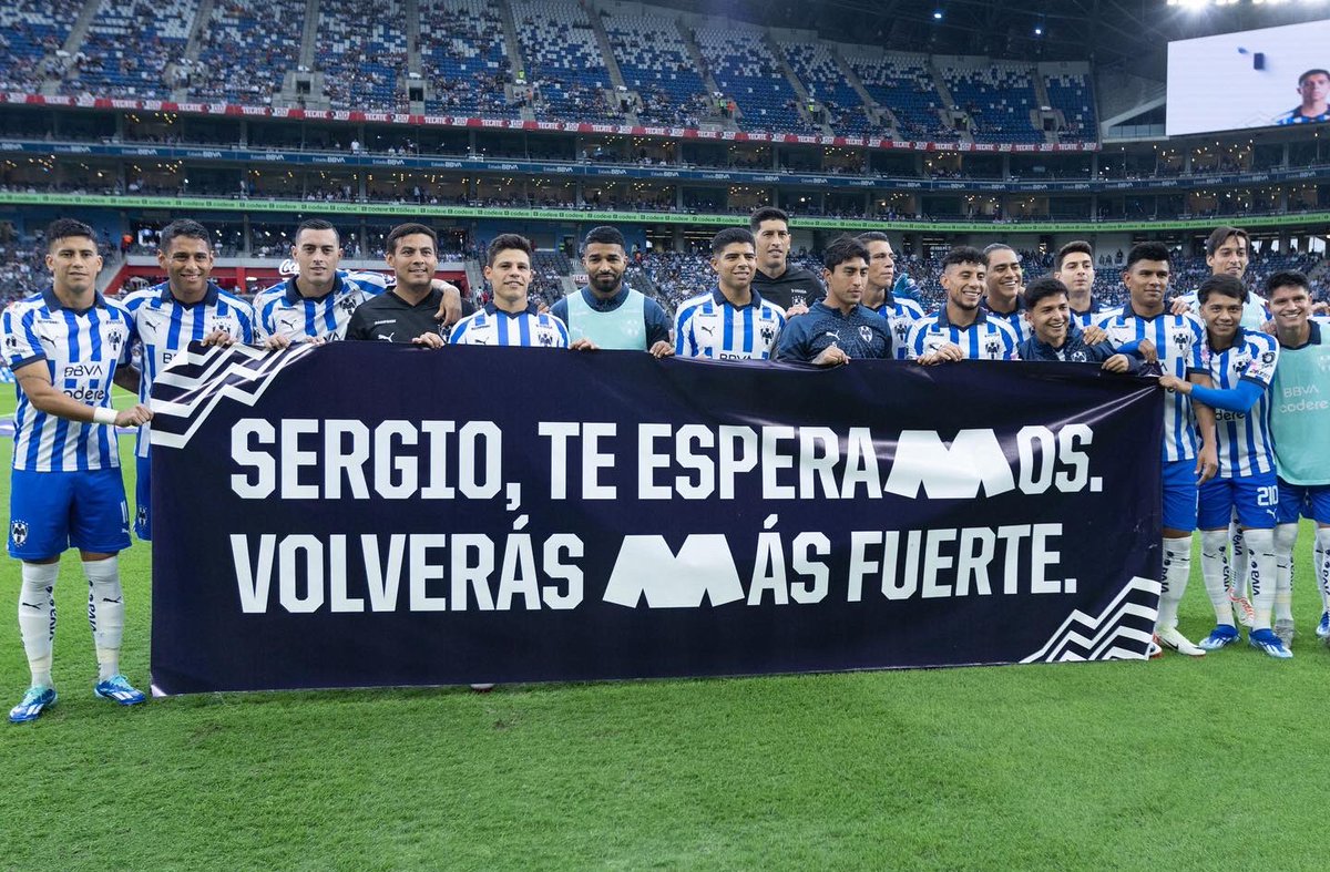 Victoria muy importante antes de viajar con la selección.⚽️ Cada día más fuertes 💙🤍 Muchas gracias a todos por su apoyo. @SergioCanales recupérate pronto amigo @rayados #ArribaelMonterrey