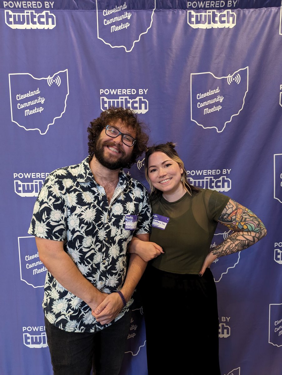 twitchmeetupcle's tweet photo. We are here NERDS! Same spot right by bocce ball. COME JOIN US. https://t.co/wApUHyhzVx